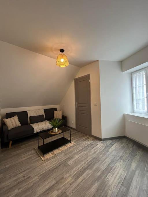 Charmante Maison De Bourg Cosy Acces Wifi Sepmes Exteriör bild
